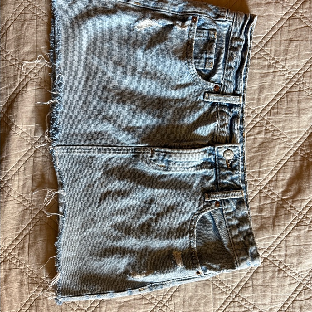 Old Navy Light Blue Distressed Denim Mini Skirt